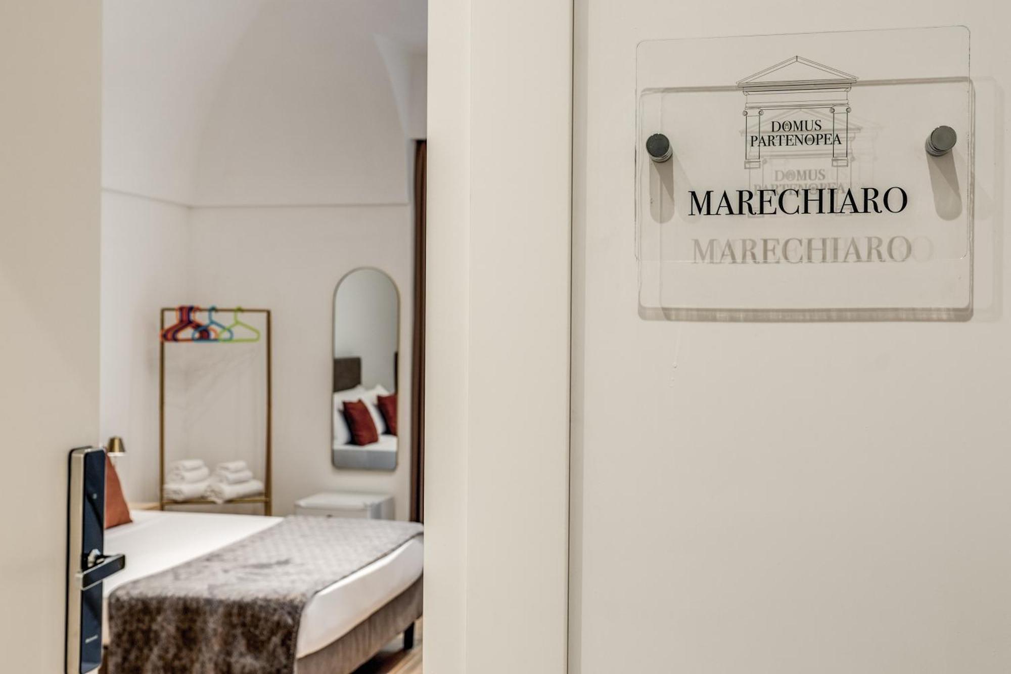 Domus Partenopea Napoli Exterior foto
